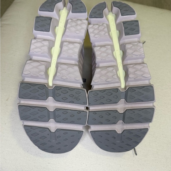 On Running Women's Sneakers - White and Light Pink - Picture 9 of 10